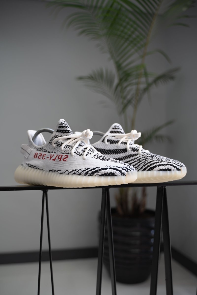 Adidas yeezy boost 350 v2 zebra size 8 best sale