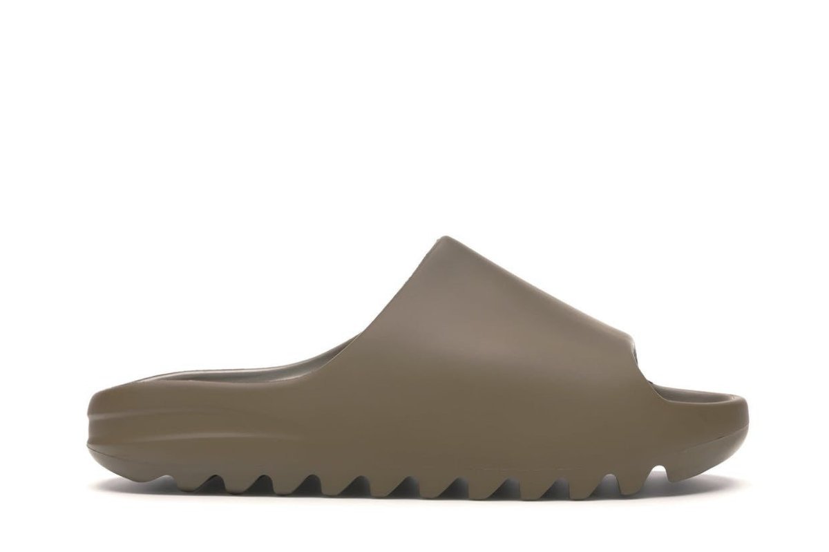 Adidas Yeezy Slides Earth Brown - La Familia Street Culture - YEEZY