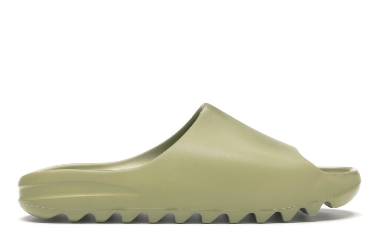 Adidas Yeezy Slides Resin - La Familia Street Culture - YEEZY