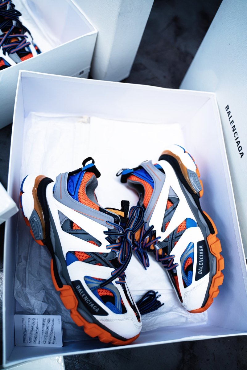 Balenciaga Track Runner, Orange - La Familia Street Culture - Balenciaga