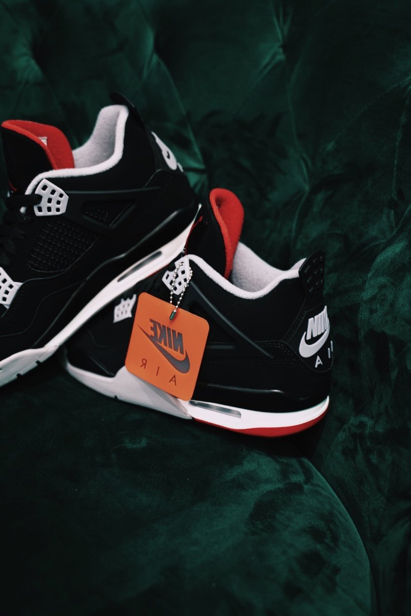 Jordan 4 Retro Bred - La Familia Street Culture - Air Jordan