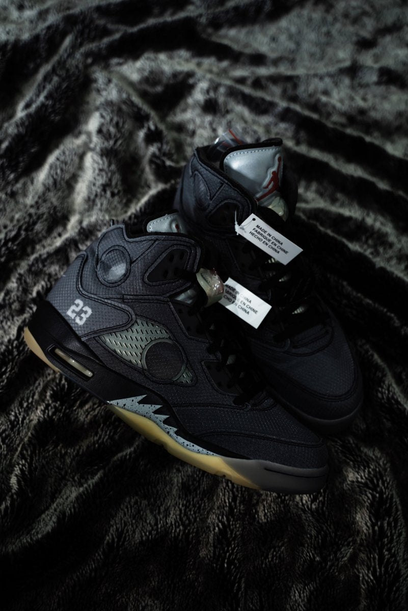 Jordan 5 Retro Off-White Black - La Familia Street Culture - Air Jordan