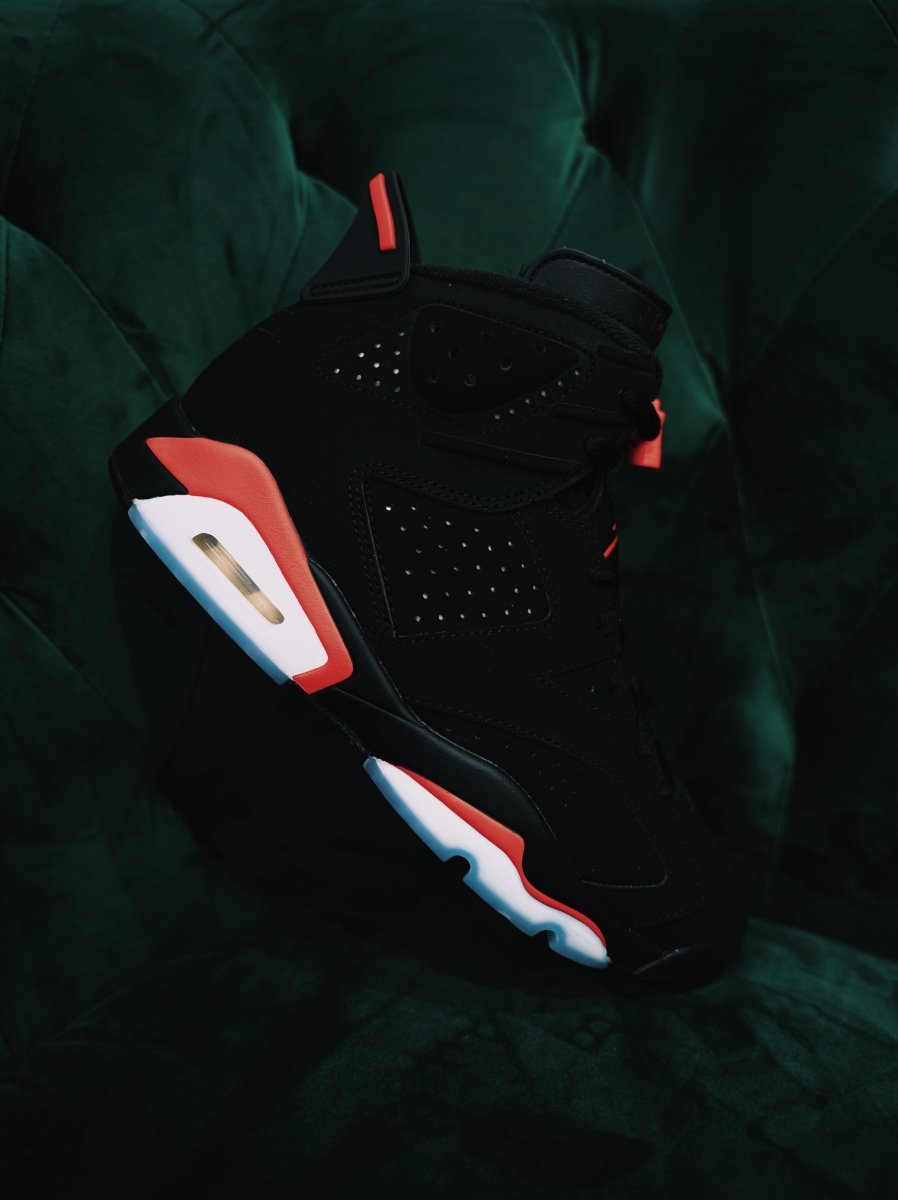 Jordan 6 Infrared - La Familia Street Culture - Air Jordan