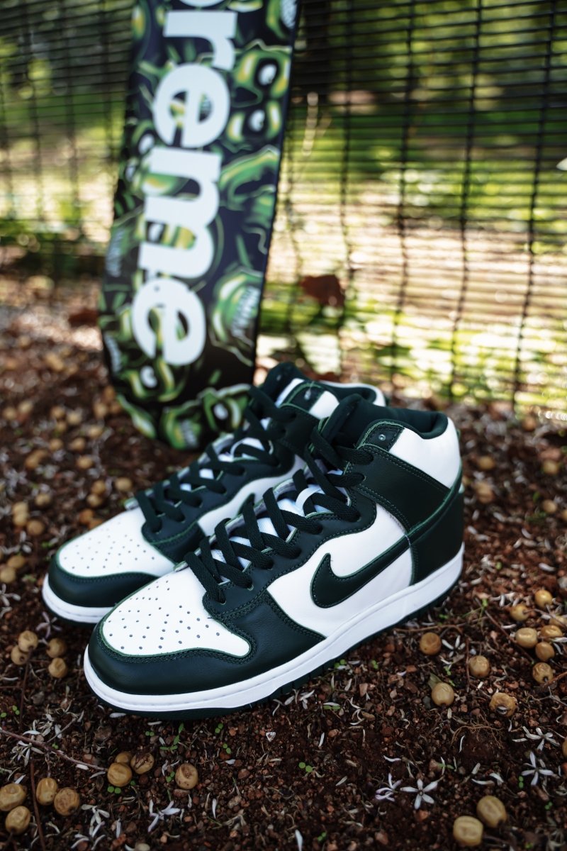 Nike Dunk High Spartan Green - La Familia Street Culture - Nike