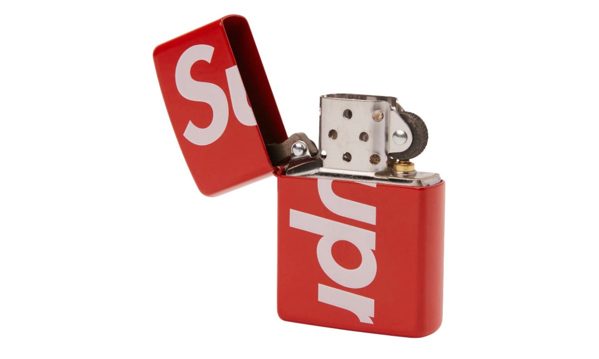 Supreme Logo Zippo Red lighter - La Familia Street Culture - SUPREME